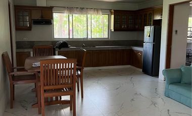 PALMS POINTE VILLAGE HOUSE 9 BEDROOM MUNTINLUPA