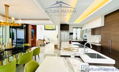 Casa de Lujo Totalmente Amueblada en Renta Fracc. Puerta de Hierro Andares