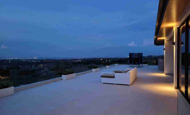 Brand New Luxury Villa With Spectacular Views in Bali