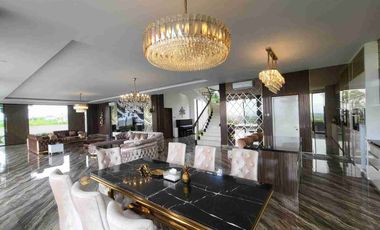 Brand New Luxury Villa With Spectacular Views in Bali