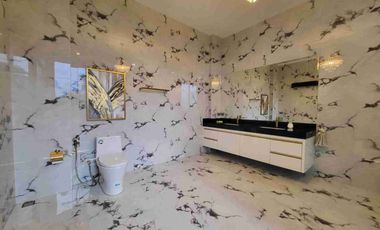 Brand New Luxury Villa With Spectacular Views in Bali