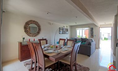 Casa estilo aleman en venta en San Lorenzo Almecatla