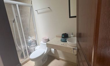 🌿 CASA EN RENTA – LOMAS VIRREYES, CALIMAYA CONDOMINIO A UNOS MINUTOS DE METEPEC