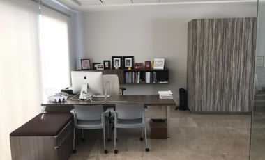 Oficinas en Venta en Colonia Real de Juriquilla, Querétaro.