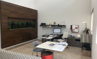 Oficinas en Venta en Colonia Real de Juriquilla, Querétaro.