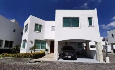 VENTA DE CASA EN SAN SALVADOR TIZATLALE METEPEC