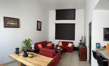 CASA EN VENTA EN RANCHO SANTA MONICA 1 PLANTA