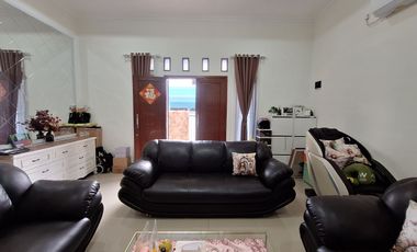 Rumah 2 Lantai Full Renov Semi Furnished Di Duren Jaya Bekasi, 25 Menit Ke Tol Bekasi Barat