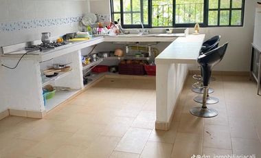 SE VENDE FINCA EN DAPA VÍA MIRAVALLE LA BUITRERA YUMBO