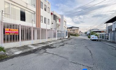 Departamento amplio con patio en venta en el Pucará