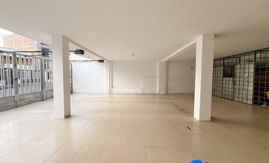 Departamento amplio con patio en venta en el Pucará