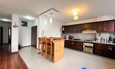 Departamento amplio con patio en venta en el Pucará