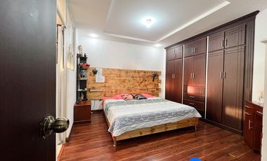 Departamento amplio con patio en venta en el Pucará