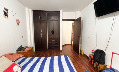 Departamento amplio con patio en venta en el Pucará