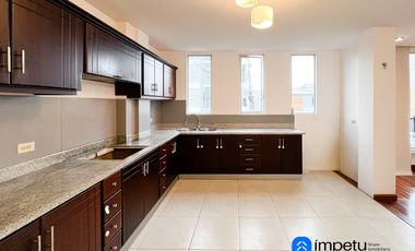 Departamento en venta en sector Pucará cerca de Supermaxi al sur de la ciudad de Loja