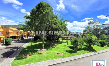 Hermosa casa en unidad cerrada – Sector El Tambo