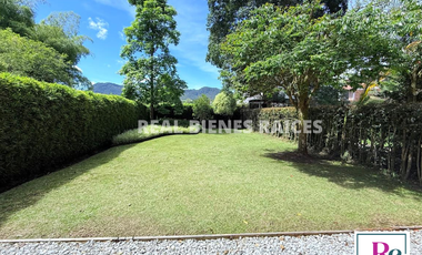 Hermosa casa en unidad cerrada – Sector El Tambo
