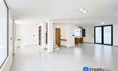 Casa a estrenar de lujo en venta al sur de la ciudad