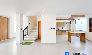 Casa a estrenar de lujo en venta al sur de la ciudad