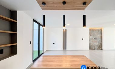 Casa a estrenar de lujo en venta al sur de la ciudad