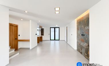 Casa a estrenar de lujo en venta al sur de la ciudad