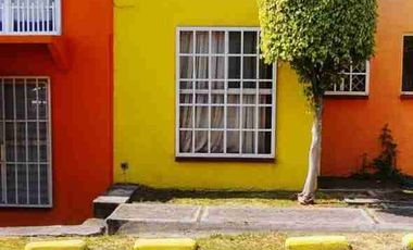 CASA DE UN NIVEL CON ALBERCA EN PRIVADA EN EL FRACCIONAMIENTO CAMPO VERDE, TEMIXCO, MORELOS