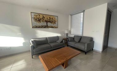 Casa en RENTA AMUEBLADA en Azhäla de Acantha Zibatá  IDEAL PARA EJECUTIV@