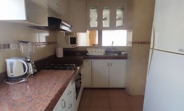 🏡 Departamento Amoblado de 2 Dormitorios en Renta – La Floresta, Quito