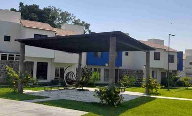 !!ESTRENA HERMOSAS CASAS A 5 MINUTOS DEL ISSSTE CON ALBERCA EN EMILIANO ZAPATA, MORELOS