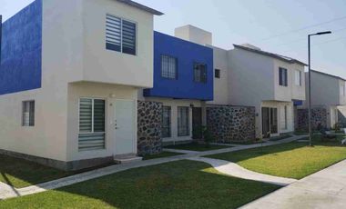 !!ESTRENA HERMOSAS CASAS A 5 MINUTOS DEL ISSSTE CON ALBERCA EN EMILIANO ZAPATA, MORELOS