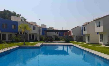 !!ESTRENA HERMOSAS CASAS A 5 MINUTOS DEL ISSSTE CON ALBERCA EN EMILIANO ZAPATA, MORELOS