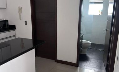 SE ARRIENDA APARTAESTUDIO AMOBLADO