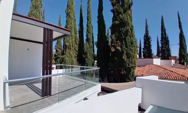 🏡 ¡Vive en el Club de Golf! Diseño moderno, lujo y luz natural ✨ Agenda tu visita
