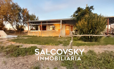 CASA EN VENTA,EN PUERTO MADRYN, ESTILO CHACRA 1 HECTAREA