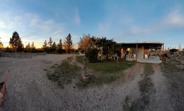 CASA EN VENTA,EN PUERTO MADRYN, ESTILO CHACRA 1 HECTAREA