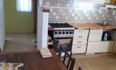 CASA EN VENTA,EN PUERTO MADRYN, ESTILO CHACRA 1 HECTAREA