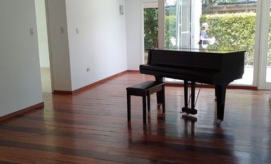 Casa de venta en Urb. Auqui Chico, Cumbayá