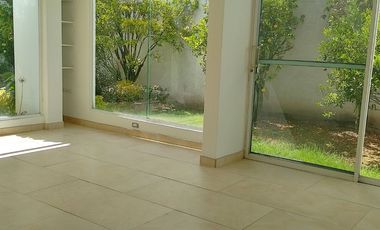 Casa de venta en Urb. Auqui Chico, Cumbayá