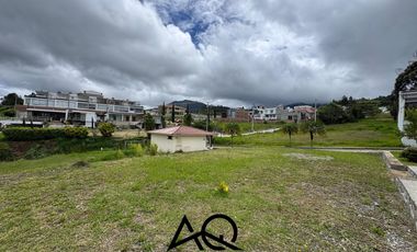 Amplia casa de un piso en venta en Loja sector Amable María