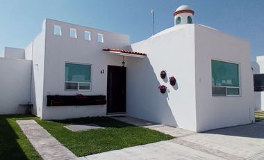 ¡Tu nuevo hogar en Tequisquiapan! 🏡 Casa de 1 planta con alberca y seguridad 💦🔐