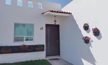 ¡Tu nuevo hogar en Tequisquiapan! 🏡 Casa de 1 planta con alberca y seguridad 💦🔐