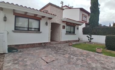 🔥 ¡Casa de 1 planta con vista al campo de golf! Espacios amplios y excelentes acabados 🌳