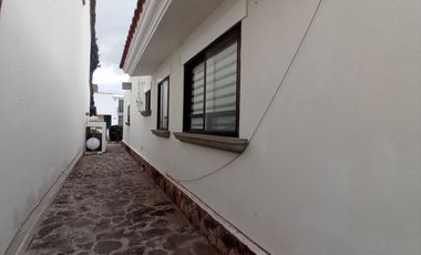🔥 ¡Casa de 1 planta con vista al campo de golf! Espacios amplios y excelentes acabados 🌳