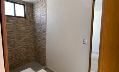 Casa con alberca tres recamaras en Burgos Cuernavaca Morelos