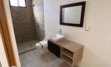 Casa con alberca tres recamaras en Burgos Cuernavaca Morelos