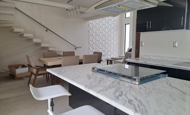 Casa con alberca tres recamaras en Burgos Cuernavaca Morelos