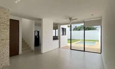 Casa equipada en venta dentro de residencial privado con alberca y amenidades