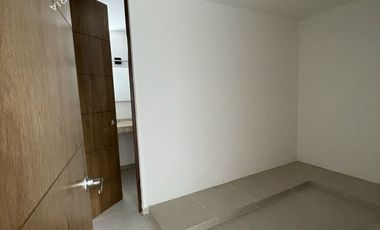 Casa equipada en venta dentro de residencial privado con alberca y amenidades