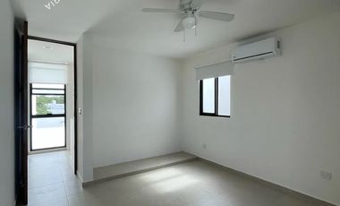 Casa equipada en venta dentro de residencial privado con alberca y amenidades