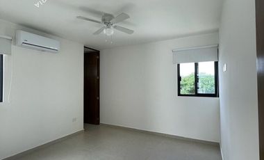 Casa equipada en venta dentro de residencial privado con alberca y amenidades